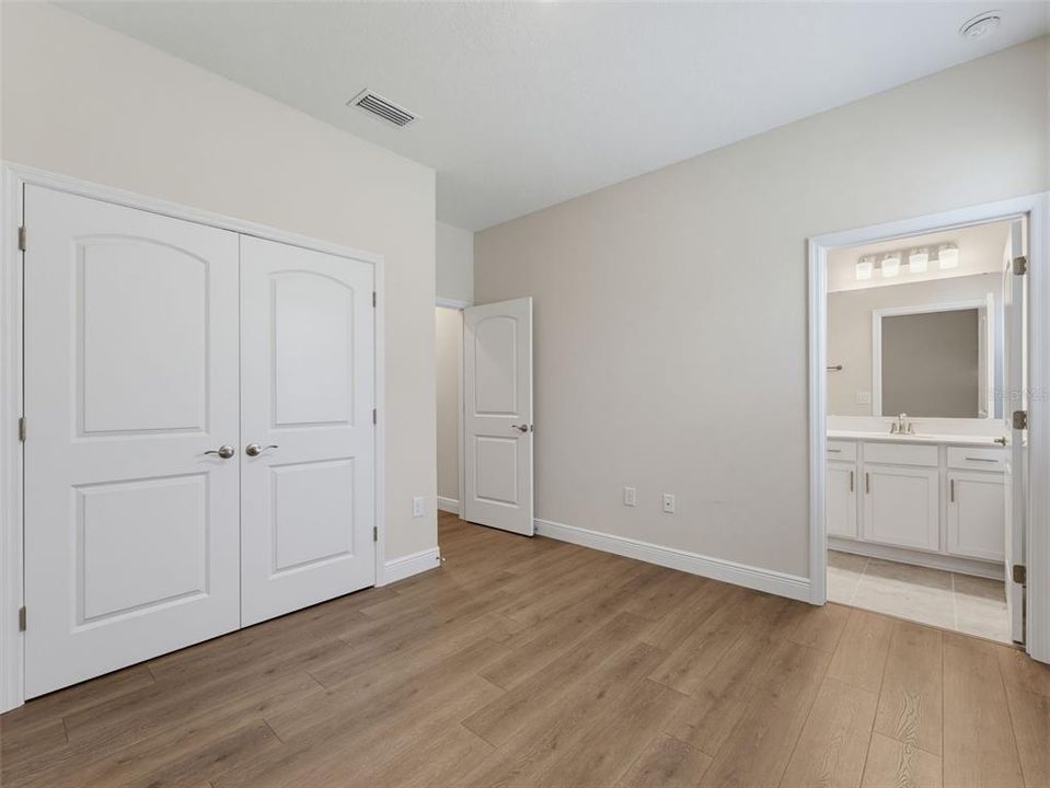 For Sale: $440,000 (4 beds, 3 baths, 2052 Square Feet)