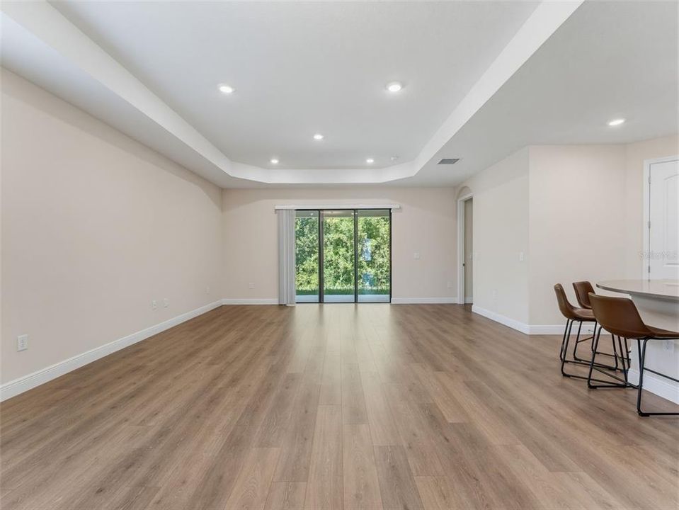 For Sale: $440,000 (4 beds, 3 baths, 2052 Square Feet)