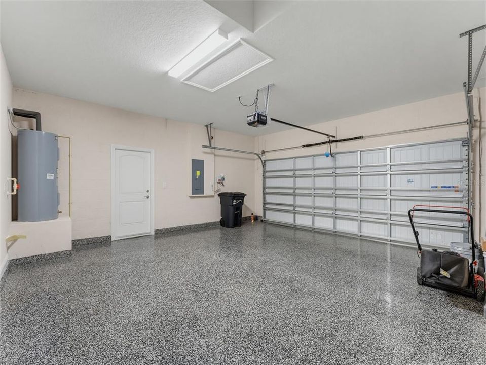 For Sale: $440,000 (4 beds, 3 baths, 2052 Square Feet)
