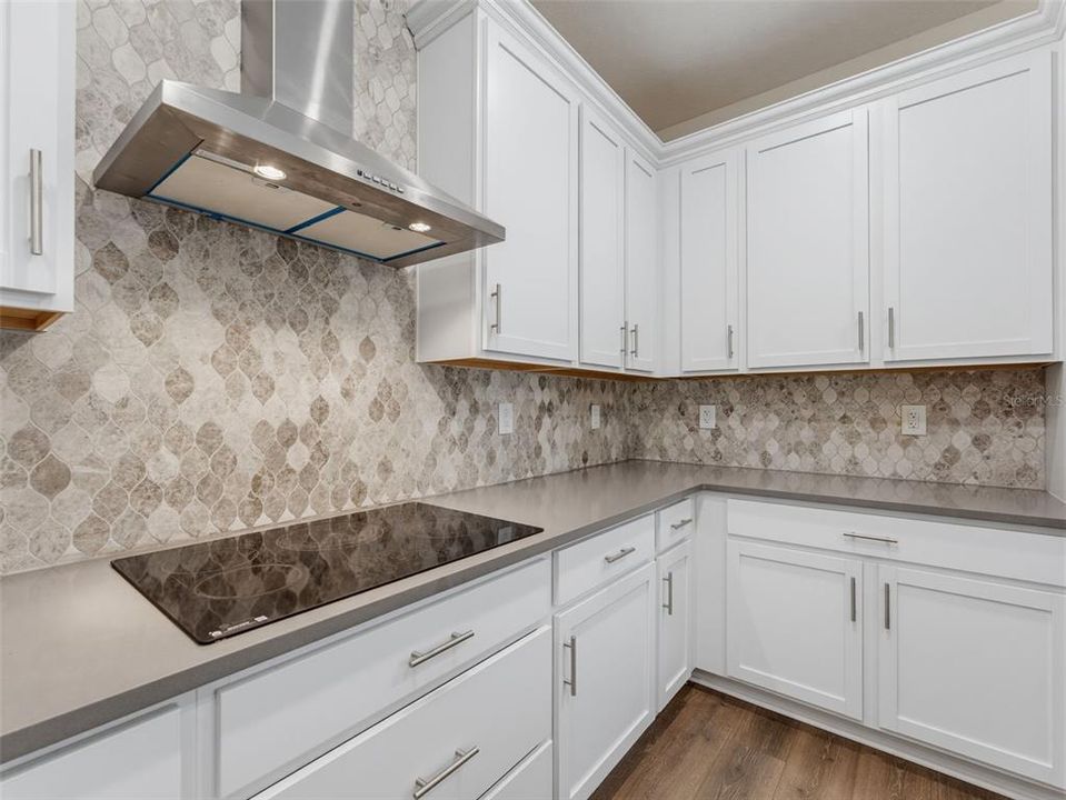 For Sale: $440,000 (4 beds, 3 baths, 2052 Square Feet)