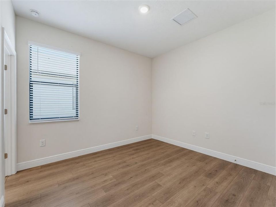 For Sale: $440,000 (4 beds, 3 baths, 2052 Square Feet)
