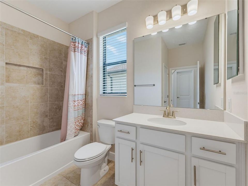 For Sale: $440,000 (4 beds, 3 baths, 2052 Square Feet)