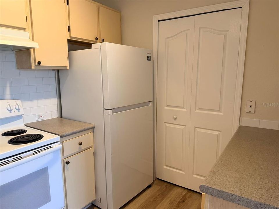 For Rent: $1,800 (3 beds, 2 baths, 1205 Square Feet)