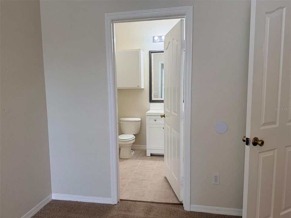 For Rent: $1,800 (3 beds, 2 baths, 1205 Square Feet)
