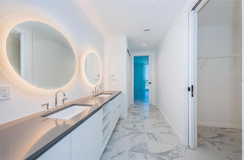 В аренду: $7,200 (3 спален, 2 ванн, 2127 Квадратных фут)