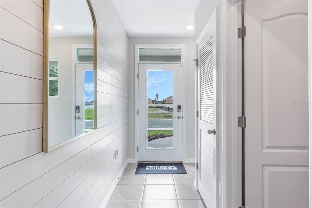 For Sale: $289,990 (4 beds, 2 baths, 1665 Square Feet)