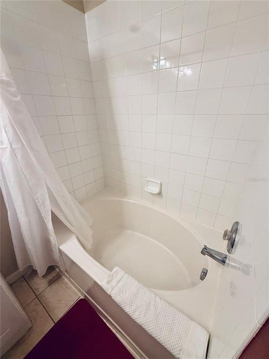 En Venta: $319,000 (3 camas, 3 baños, 1440 Pies cuadrados)