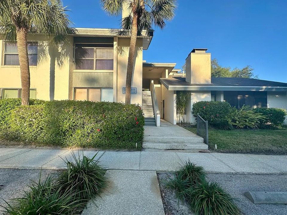 For Rent: $1,400 (2 beds, 2 baths, 1078 Square Feet)