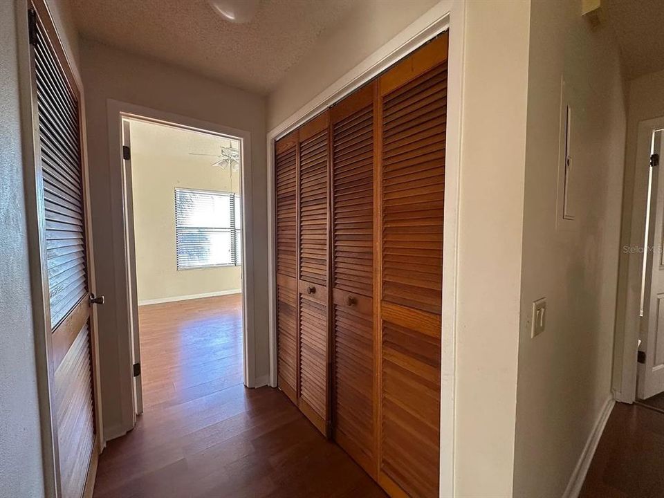 For Rent: $1,400 (2 beds, 2 baths, 1078 Square Feet)
