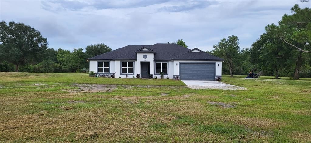 En Venta: $780,000 (4 camas, 2 baños, 2251 Pies cuadrados)