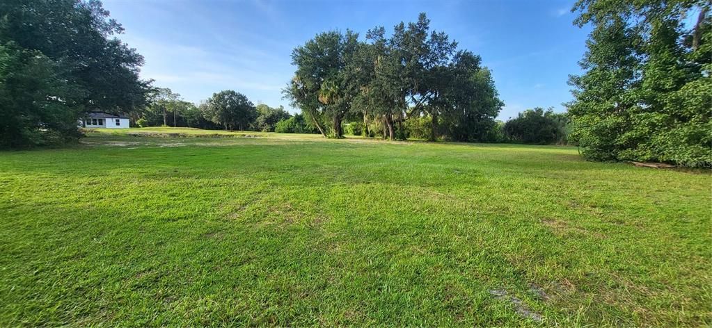 En Venta: $780,000 (4 camas, 2 baños, 2251 Pies cuadrados)