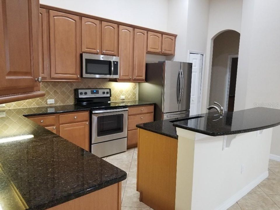 For Rent: $4,000 (4 beds, 3 baths, 2826 Square Feet)