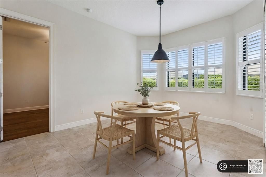 En Venta: $689,000 (3 camas, 3 baños, 2512 Pies cuadrados)