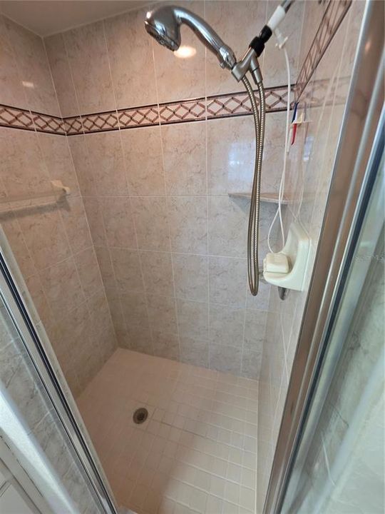 For Sale: $289,900 (3 beds, 2 baths, 1832 Square Feet)