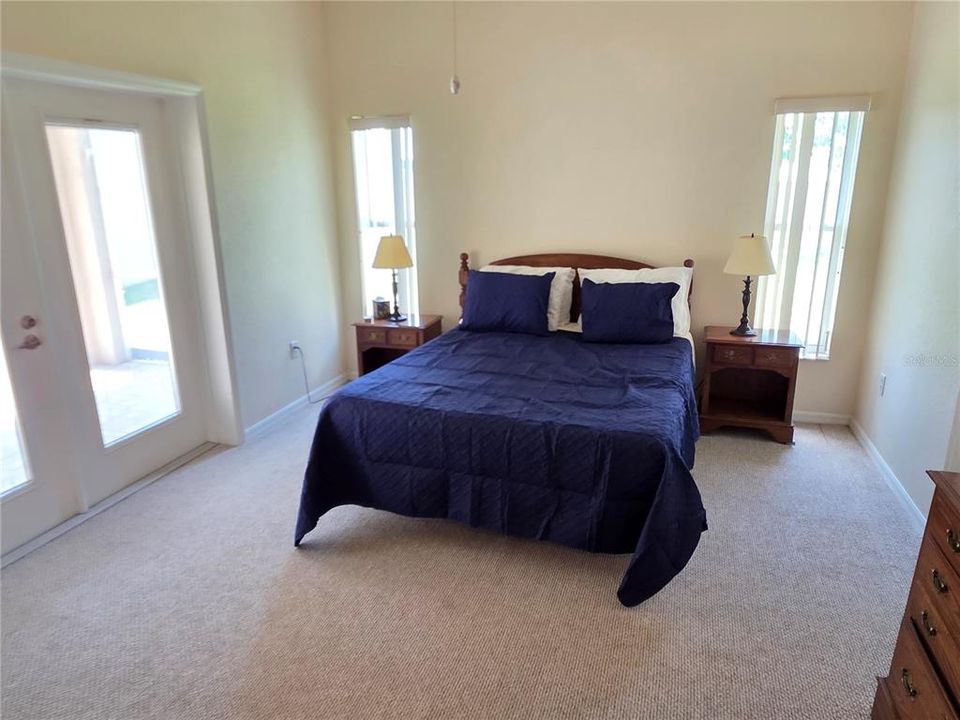 For Sale: $289,900 (3 beds, 2 baths, 1832 Square Feet)