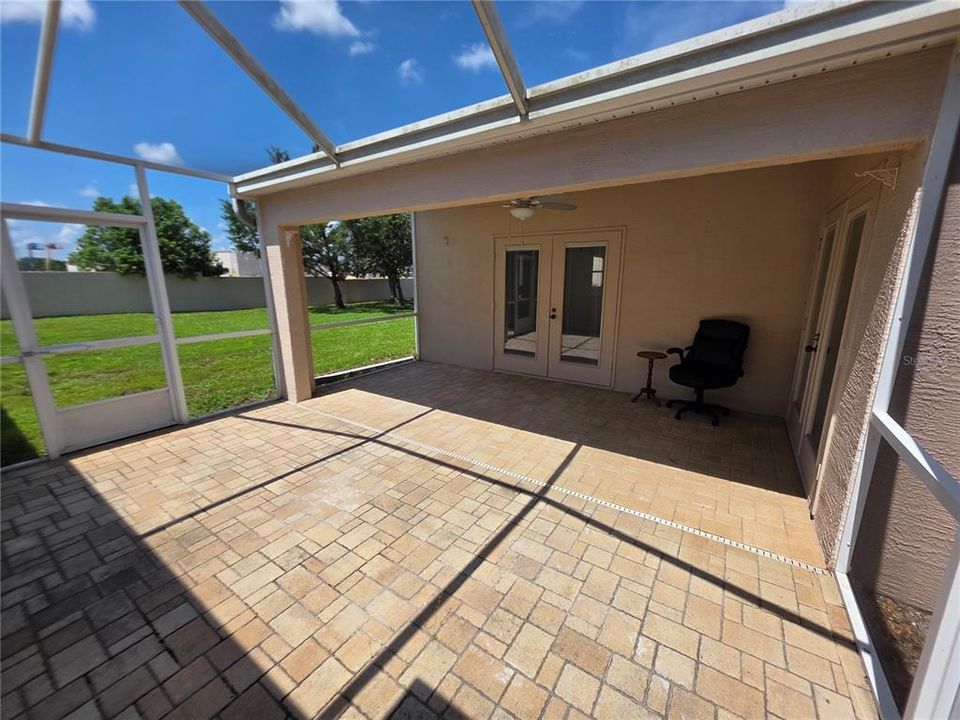 For Sale: $289,900 (3 beds, 2 baths, 1832 Square Feet)