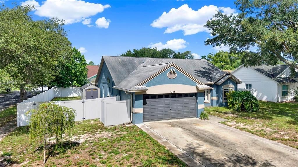 For Sale: $455,000 (3 beds, 2 baths, 1938 Square Feet)