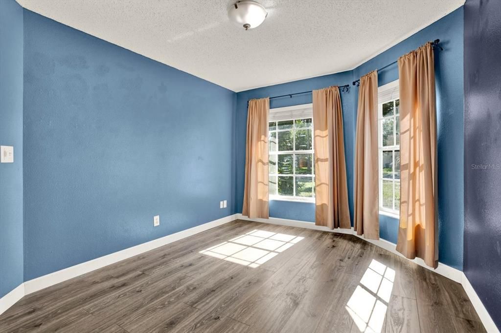 For Sale: $455,000 (3 beds, 2 baths, 1938 Square Feet)