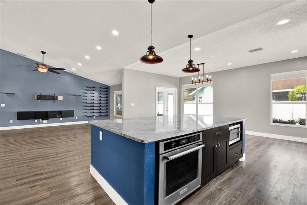For Sale: $455,000 (3 beds, 2 baths, 1938 Square Feet)