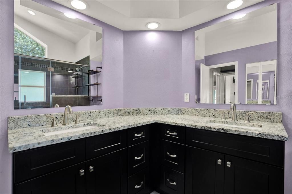 For Sale: $455,000 (3 beds, 2 baths, 1938 Square Feet)