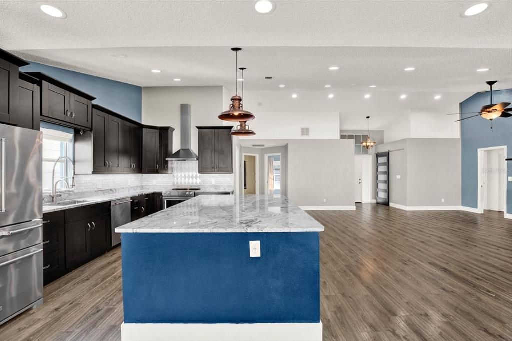 For Sale: $455,000 (3 beds, 2 baths, 1938 Square Feet)
