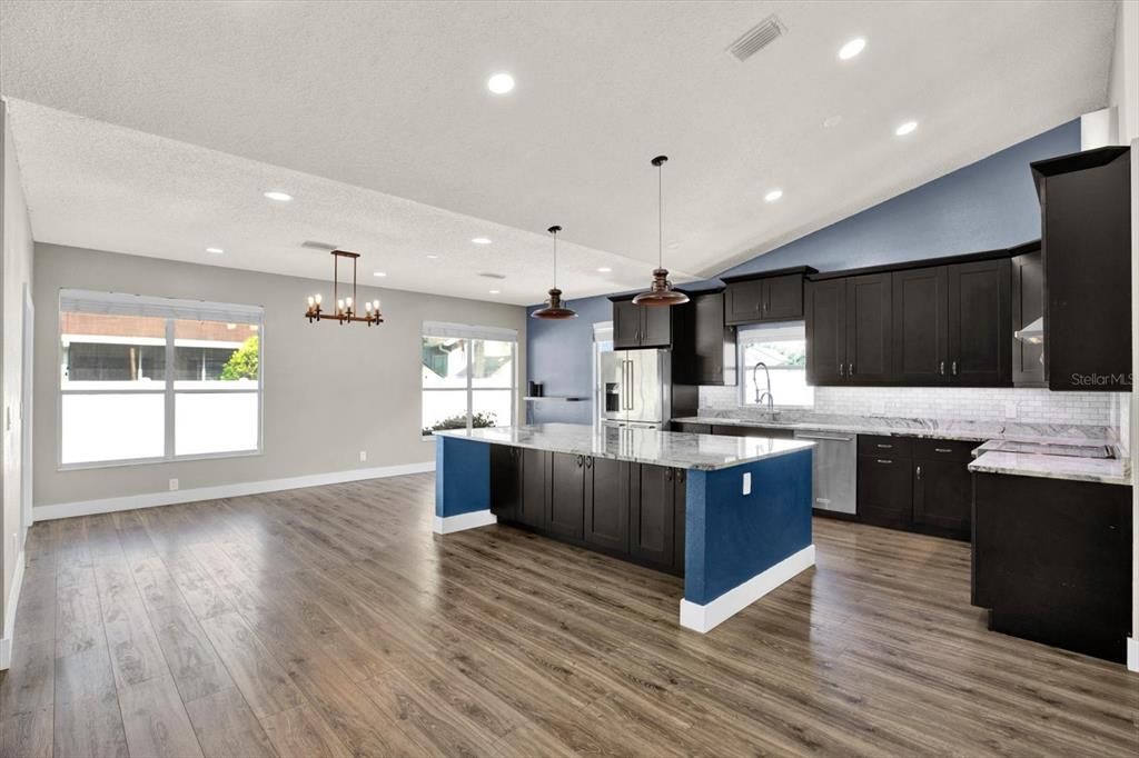 For Sale: $455,000 (3 beds, 2 baths, 1938 Square Feet)