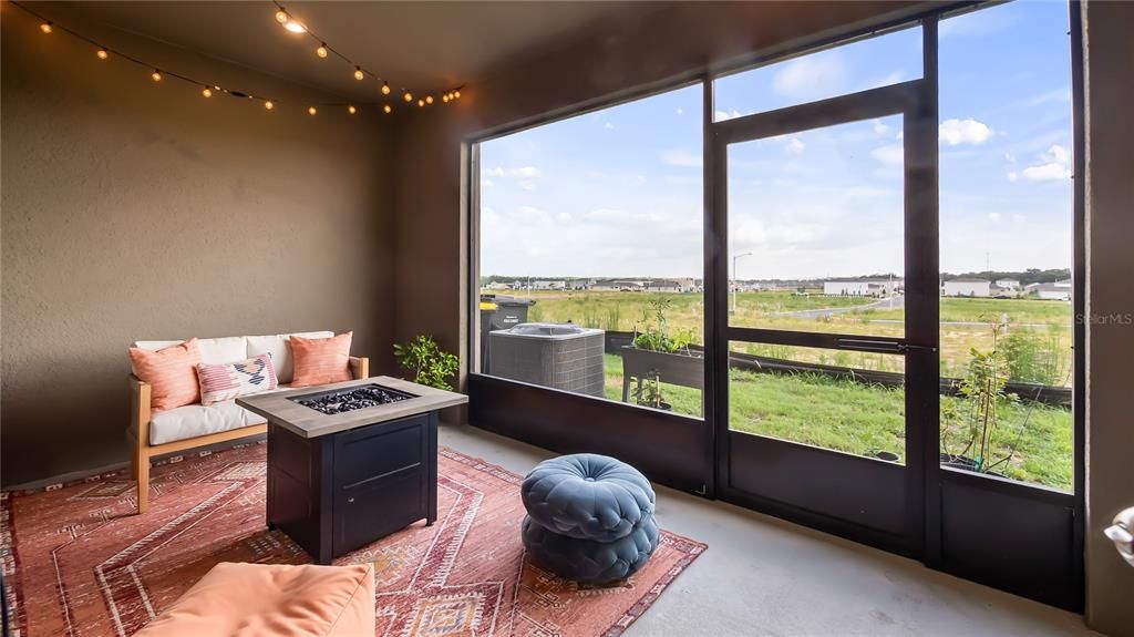 En Venta: $320,000 (3 camas, 2 baños, 1413 Pies cuadrados)