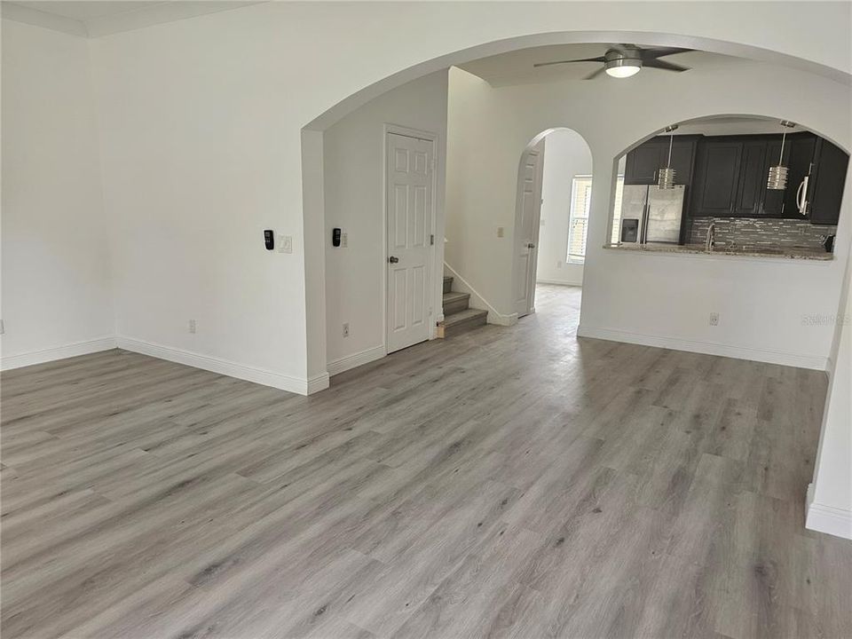For Rent: $2,450 (3 beds, 2 baths, 1520 Square Feet)