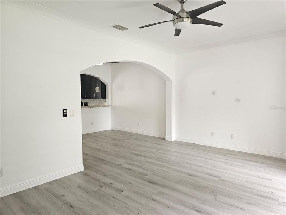 For Rent: $2,450 (3 beds, 2 baths, 1520 Square Feet)