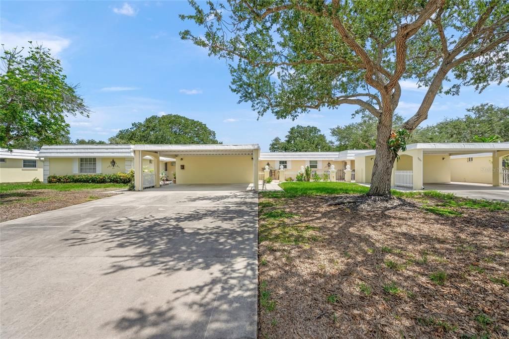 For Sale: $289,900 (2 beds, 2 baths, 1156 Square Feet)
