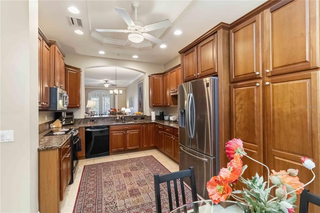 For Rent: $4,200 (3 beds, 2 baths, 1997 Square Feet)