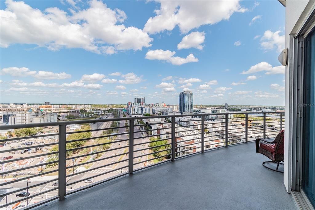 For Rent: $4,000 (2 beds, 2 baths, 1165 Square Feet)