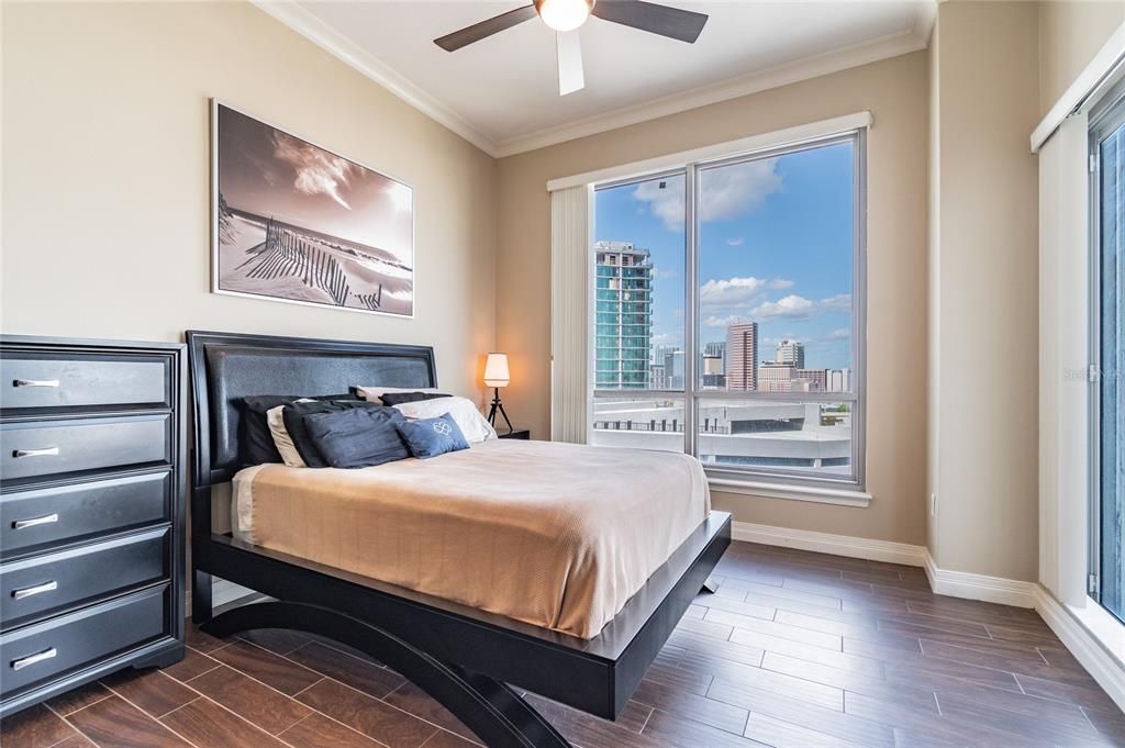 For Rent: $4,000 (2 beds, 2 baths, 1165 Square Feet)