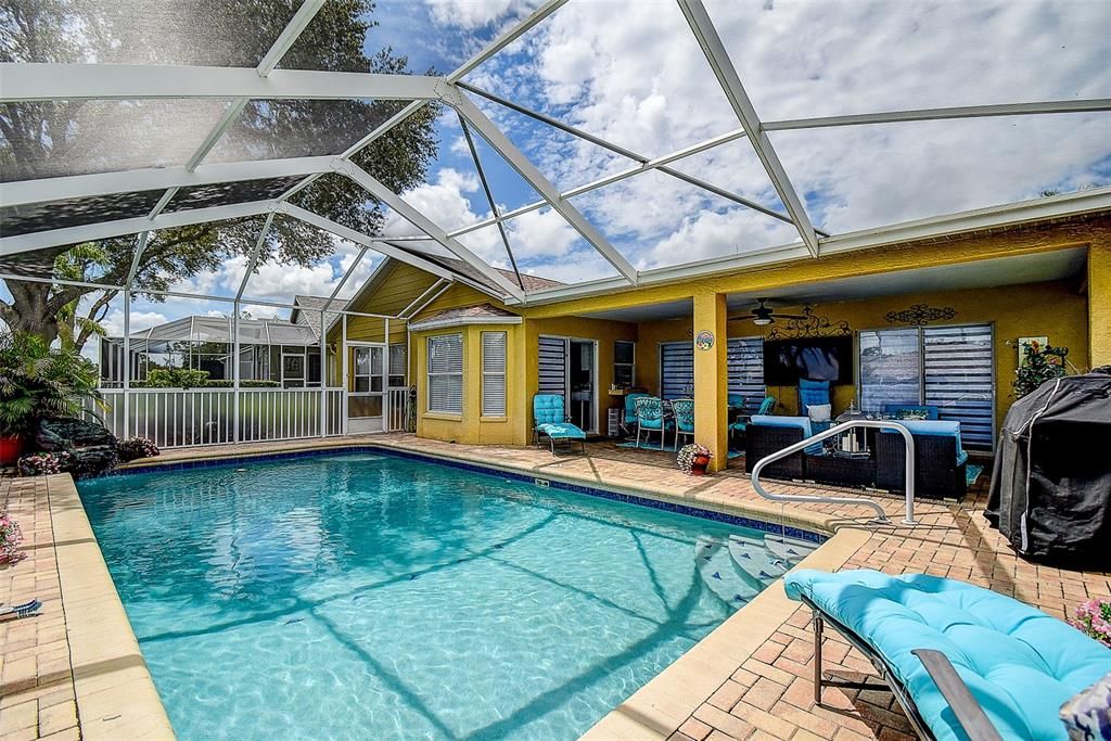 En Venta: $414,900 (3 camas, 2 baños, 1878 Pies cuadrados)