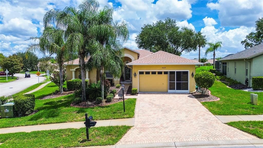 En Venta: $414,900 (3 camas, 2 baños, 1878 Pies cuadrados)