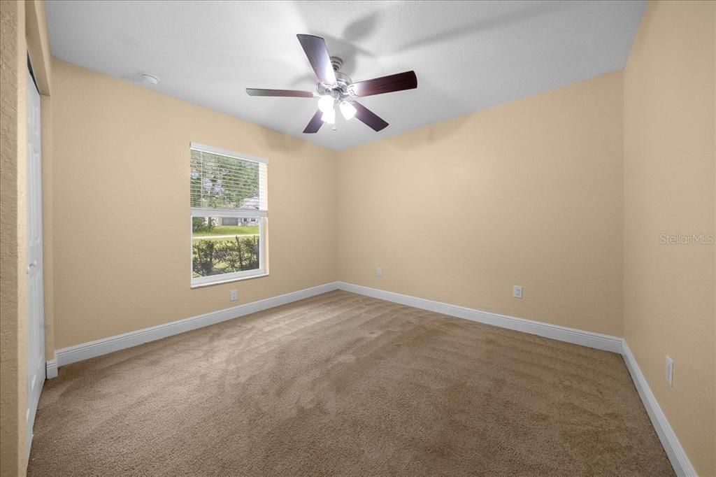 For Sale: $235,000 (3 beds, 2 baths, 1372 Square Feet)