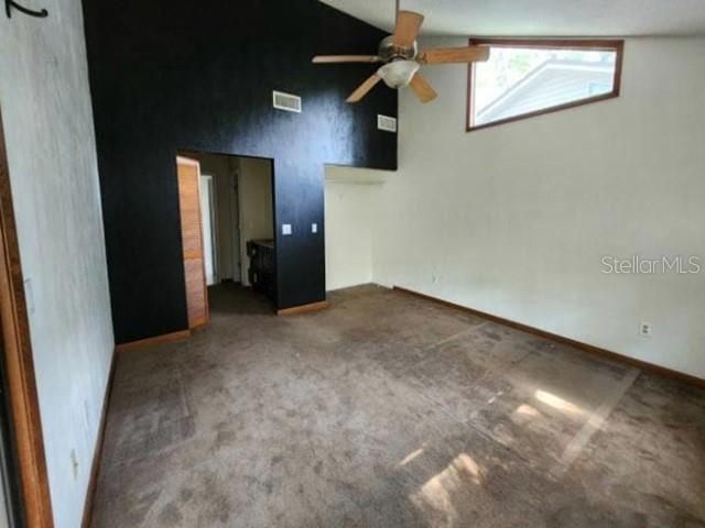 For Sale: $275,600 (3 beds, 2 baths, 1390 Square Feet)