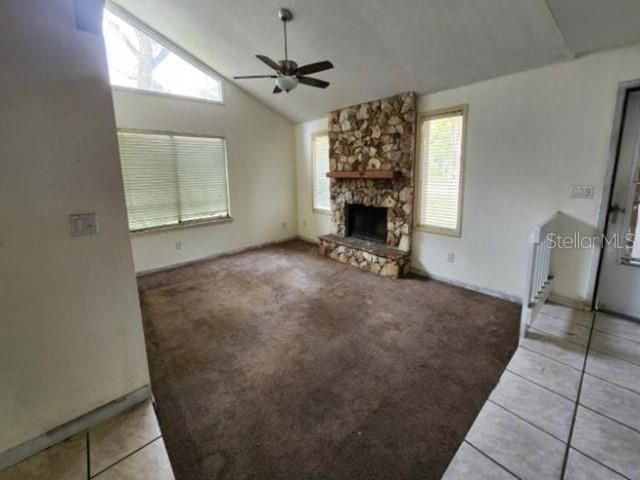 For Sale: $275,600 (3 beds, 2 baths, 1390 Square Feet)