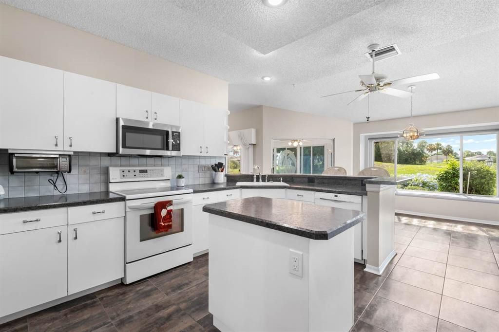 For Sale: $329,500 (3 beds, 2 baths, 2180 Square Feet)