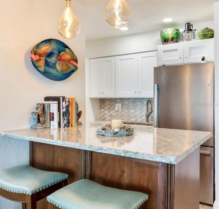For Rent: $2,750 (1 beds, 1 baths, 920 Square Feet)