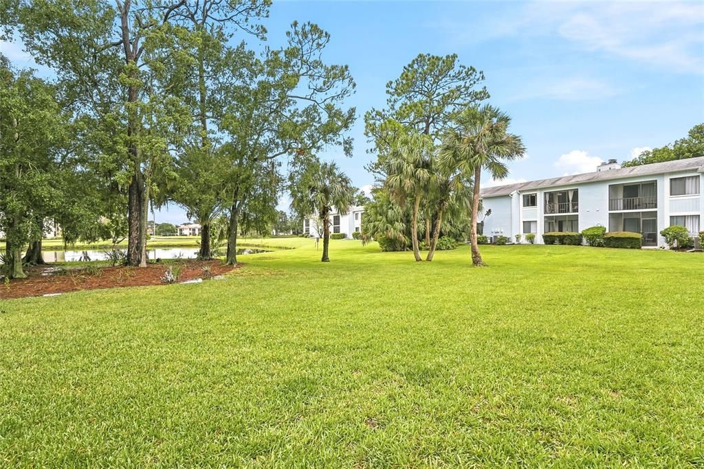 For Sale: $199,000 (2 beds, 2 baths, 1094 Square Feet)