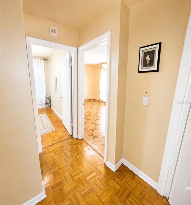 For Sale: $369,900 (3 beds, 2 baths, 1238 Square Feet)