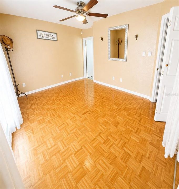 For Sale: $369,900 (3 beds, 2 baths, 1238 Square Feet)