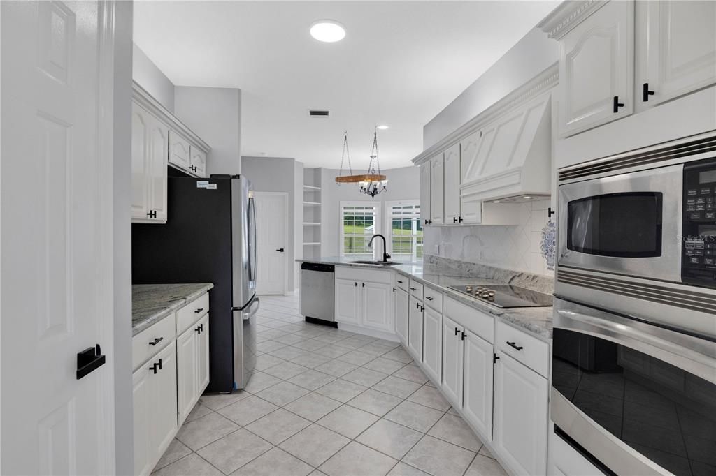 Active With Contract: $525,000 (4 beds, 2 baths, 2260 Square Feet)