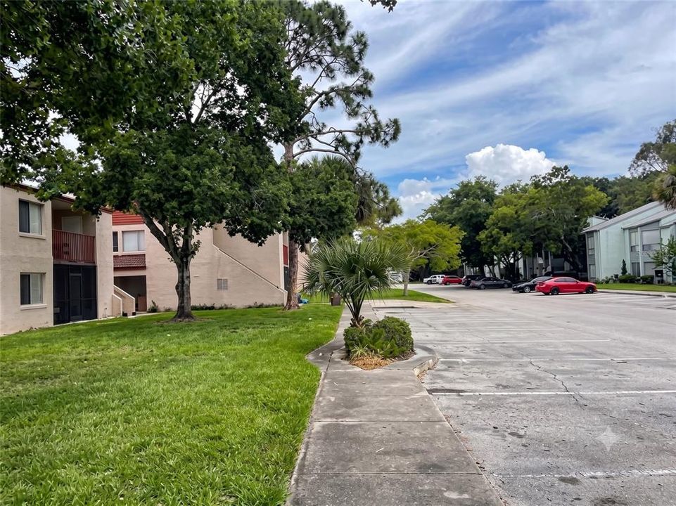 For Sale: $95,000 (1 beds, 1 baths, 642 Square Feet)