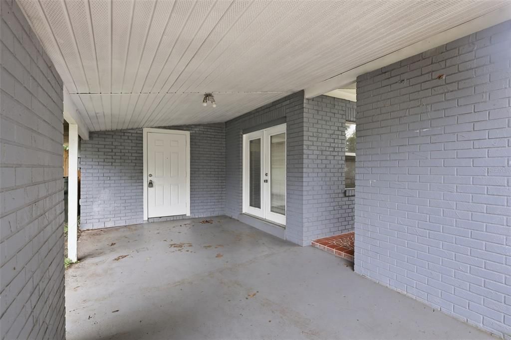 Activo con contrato: $174,900 (3 camas, 2 baños, 920 Pies cuadrados)