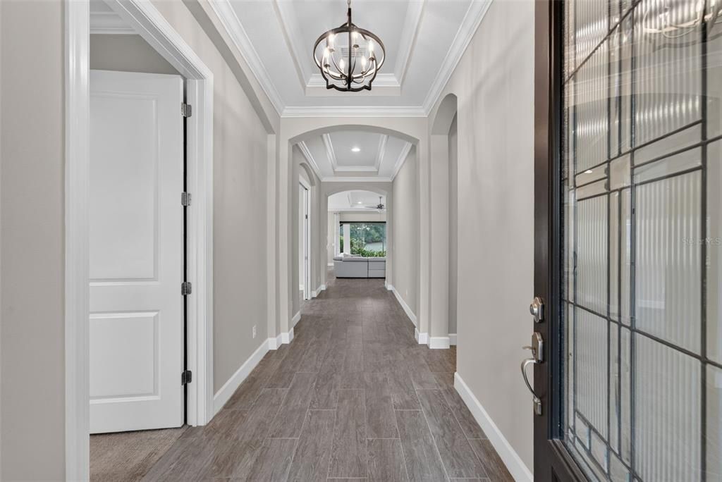 For Sale: $980,000 (3 beds, 3 baths, 2100 Square Feet)
