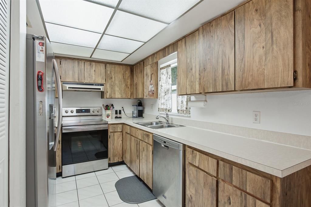 На продажу: $424,900 (3 спален, 2 ванн, 1521 Квадратных фут)