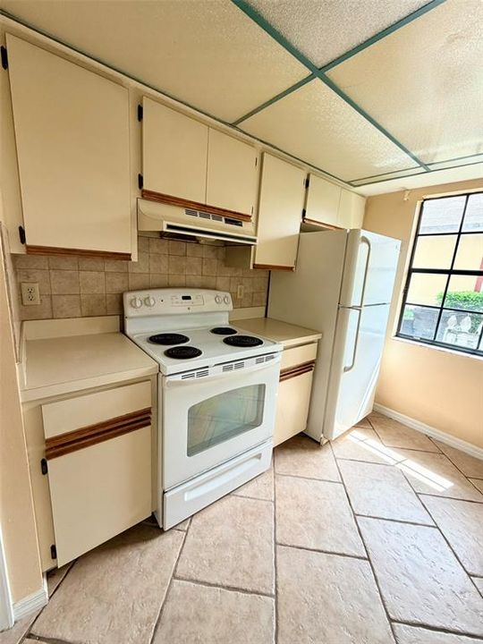En Renta: $1,790 (2 camas, 2 baños, 1077 Pies cuadrados)