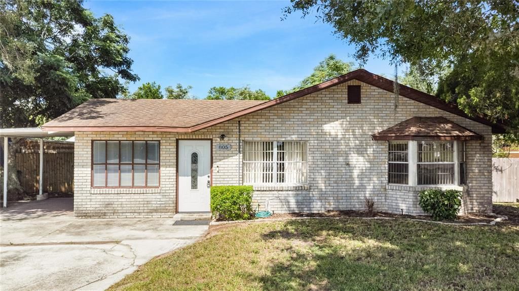 For Sale: $215,000 (2 beds, 1 baths, 1092 Square Feet)